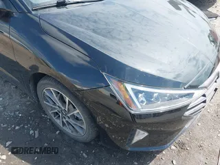 2020 Hyundai Elantra Value Edition z VIN KMHD84LFXLU073418, wystawiony jako IAAI lot #42100145 z przebiegiem 83 365 mil mil oraz . Historia ofert i sprzedaży dostępna na DreamBid. Obrazek 6.