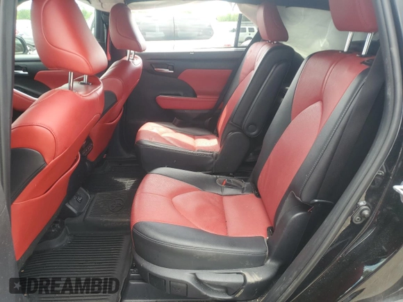 2022 Toyota Highlander XSE with VIN 5TDJZRBH5NS165192, listed as a Copart auction lot 58150465 with 47,138 mi miles and Salvage title. Bid and sale history available at DreamBid. Image 11.