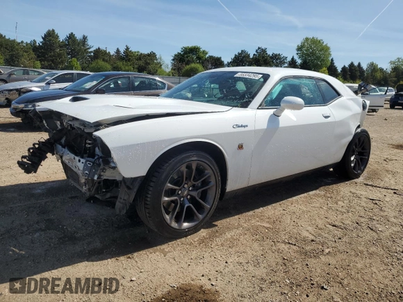 2023 Dodge Challenger R/T Scat Pack z VIN 2C3CDZFJ8PH542866, wystawiony jako Copart lot #56334295 z przebiegiem 23 886 mil mil oraz Szkoda całkowita • Salvage title. Historia ofert i sprzedaży dostępna na DreamBid. Obrazek 1.