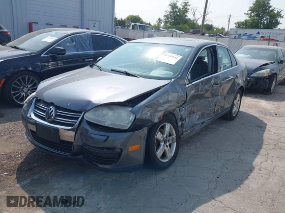 2009 Volkswagen Jetta SE с VIN 3VWRM71K39M128275, выставлен на аукционе IAAI как лот 40320181 с пробегом 164 029 миль миль и . История ставок и продаж доступна на DreamBid. Изображение 2.
