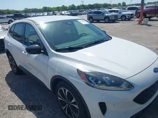 2021 Ford Escape SE with VIN 1FMCU0G62MUB33512, listed as a IAAI auction lot 41828402 with 110,205 mi miles and . Bid and sale history available at carsss.com. Image 13.