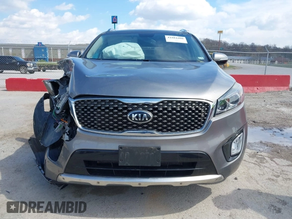 2017 Kia Sorento SX with VIN 5XYPKDA59HG255455, listed as a IAAI auction lot 41884480 with 111,407 mi miles and . Bid and sale history available at DreamBid. Image 12.