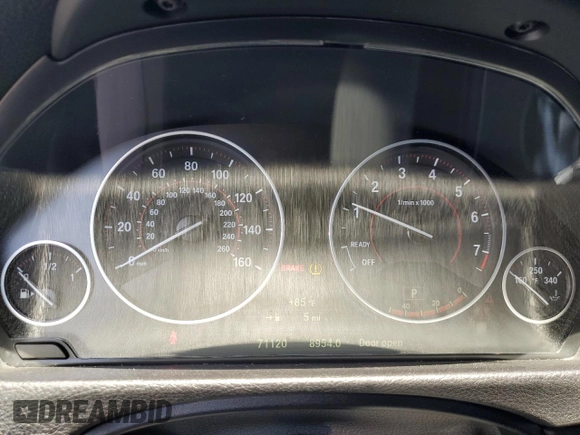2018 BMW 3 Series 330i with VIN WBA8B9C54JK677077, listed as a Copart auction lot 60683205 with 71,120 mi miles and Salvage title. Bid and sale history available at DreamBid. Image 9.