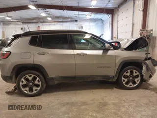 2019 Jeep Compass Limited with VIN 3C4NJDCB0KT656468, listed as a IAAI auction lot 42221300 with 105,115 mi miles and . Bid and sale history available at DreamBid. Image 13.