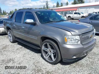 2009 Chevrolet Avalanche z VIN 3GNFK32Y99G207799, wystawiony jako IAAI lot #42136015 z przebiegiem 181 622 mil mil oraz . Historia ofert i sprzedaży dostępna na DreamBid. Obrazek 1.