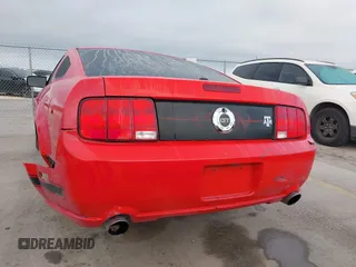 2007 Ford Mustang GT Deluxe with VIN 1ZVFT82H875267643, listed as a IAAI auction lot 41725156 with 98,844 mi miles and . Bid and sale history available at carsss.com. Image 17.