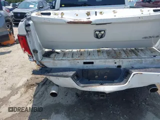 2012 Ram 1500 Express z VIN 1C6RD7FT4CS134208, wystawiony jako IAAI lot #42394244 z przebiegiem 237 895 mil mil oraz . Historia ofert i sprzedaży dostępna na DreamBid. Obrazek 19.
