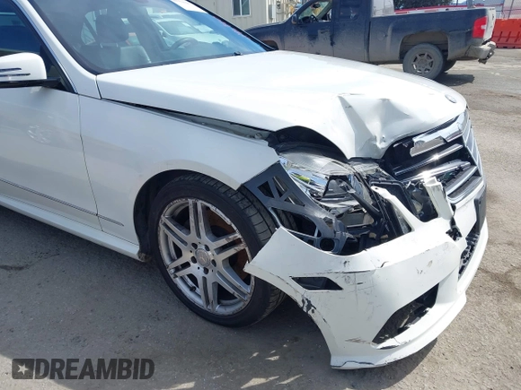 2011 Mercedes-Benz E-Class E 350 Luxury with VIN WDDHF5GB9BA279117, listed as a IAAI auction lot 41934443 with 63,014 mi miles. Bid and sale history available at carsss.com. Image 18.