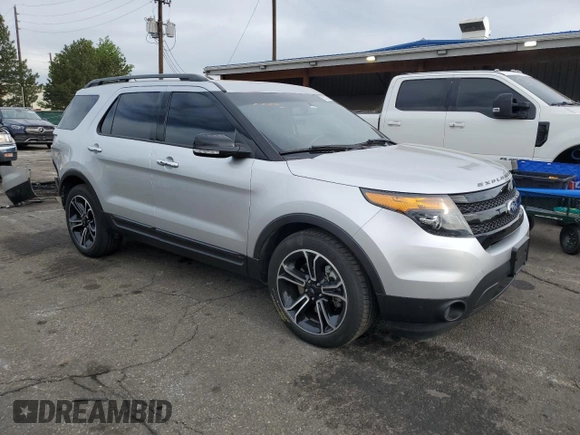 2013 Ford Explorer Sport z VIN 1FM5K8GTXDGC24710, wystawiony jako Copart lot #56323525 z przebiegiem 53 889 mil mil oraz Szkoda całkowita • Salvage title. Historia ofert i sprzedaży dostępna na DreamBid. Obrazek 4.