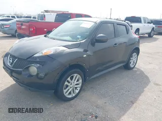 2013 Nissan Juke S with VIN JN8AF5MR1DT211984, listed as a IAAI auction lot 41612762 with 171,841 mi miles. Bid and sale history available at carsss.com. Image 2.