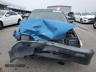 1991 Geo Metro z VIN 2C1MR2465M6718588, wystawiony jako Copart lot #85171874 z przebiegiem 81 037 mil mil oraz Szkody całkowita. Historia ofert i sprzedaży dostępna na DreamBid. Obrazek 5.