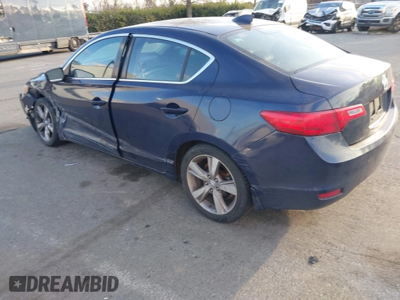 2014 Acura ILX with VIN 19VDE1F38EE013919, listed as a IAAI auction lot 41155130 with 213,640 mi miles. Bid and sale history available at carsss.com. Image 3.