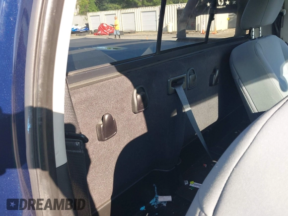 2013 Ram 1500 Express with VIN 3C6JR7AT8DG501271, listed as a IAAI auction lot 42556691 with 140,973 mi miles and . Bid and sale history available at DreamBid. Image 8.