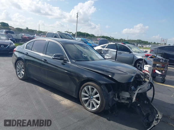 2013 BMW 3 Series 328i xDrive with VIN WBA3B3C59DJ810112, listed as a IAAI auction lot 42457122 with 117,568 mi miles and . Bid and sale history available at DreamBid. Image 1.