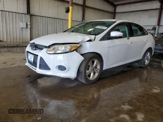 2013 Ford Focus SE z VIN 1FADP3F22DL249403, wystawiony jako Copart lot #62295645 z przebiegiem 83 328 mil mil oraz Szkoda całkowita • Salvage title. Historia ofert i sprzedaży dostępna na DreamBid. Obrazek 1.