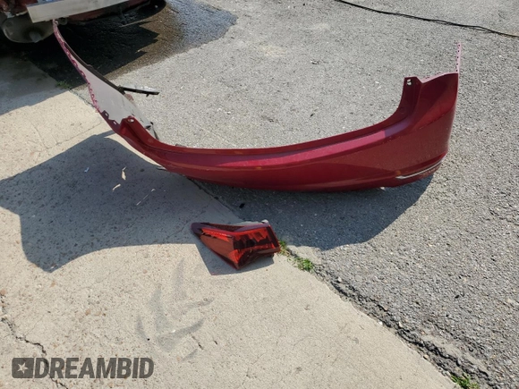 2017 Acura TLX z VIN 19UUB1F36HA010025, wystawiony jako Copart lot #58136125 z przebiegiem 125 999 mil mil oraz Szkoda całkowita • Salvage title. Historia ofert i sprzedaży dostępna na DreamBid. Obrazek 12.