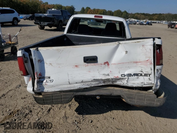 2001 Chevrolet S-10 LS with VIN 1GCCS195218201848, listed as a Copart auction lot 77393634 with 113,865 mi miles and Salvage Title. Bid and sale history available at DreamBid. Image 6.