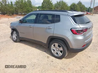 2022 Jeep Compass Latitude with VIN 3C4NJCBB7NT238456, listed as a IAAI auction lot 42489263 with 53,152 mi miles and . Bid and sale history available at DreamBid. Image 3.