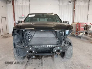 2022 Chevrolet Silverado 1500 LT with VIN 3GCUYDED2NG129499, listed as a IAAI auction lot 41965154 with 32,659 mi miles and . Bid and sale history available at DreamBid. Image 13.