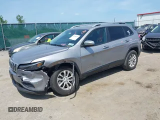 2020 Jeep Cherokee Latitude with VIN 1C4PJMCB6LD585177, listed as a IAAI auction lot 42589679 with 29,075 mi miles and . Bid and sale history available at DreamBid. Image 2.