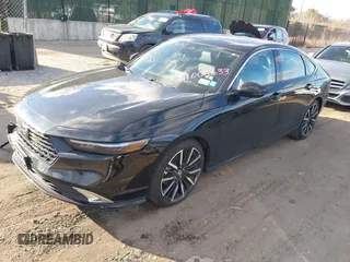 2024 Honda Accord Touring z VIN 1HGCY2F89RA044442, wystawiony jako IAAI lot #41000633 z przebiegiem 17 974 mil mil oraz . Historia ofert i sprzedaży dostępna na DreamBid. Obrazek 2.