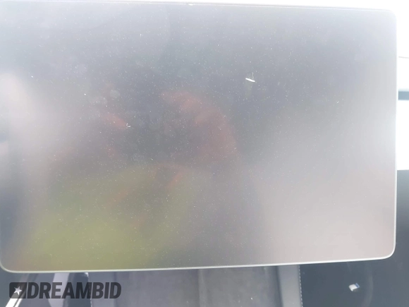 2024 Tesla Model Y z VIN 7SAYGDED9RA304010, wystawiony jako IAAI lot #42366995 z przebiegiem Nie podano mil oraz . Historia ofert i sprzedaży dostępna na DreamBid. Obrazek 14.