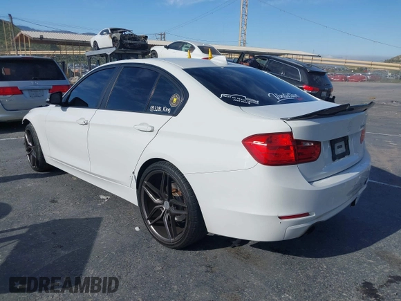 2014 BMW 3 Series 328i with VIN WBA3C1C59EK114251, listed as a IAAI auction lot 41636531 with 1 mi miles. Bid and sale history available at carsss.com. Image 3.