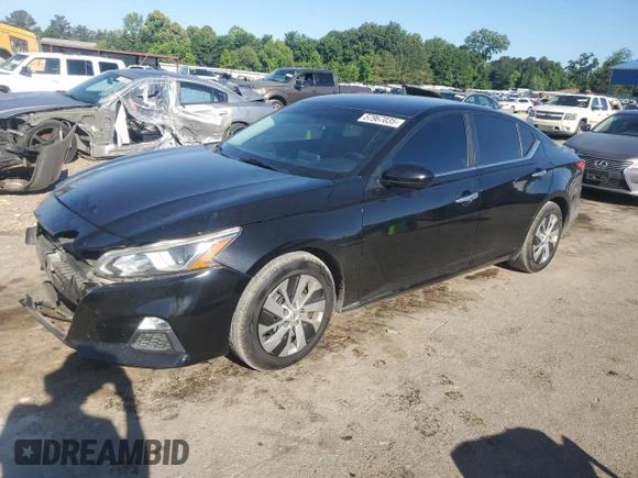 2020 Nissan Altima S with VIN 1N4BL4BV0LC225138, listed as a Copart auction lot 57967035 with 123,575 mi miles and Salvage title. Bid and sale history available at DreamBid. Image 1.