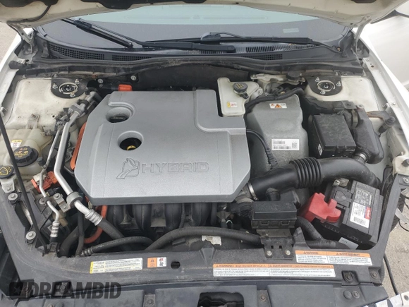 2010 Mercury Milan Hybrid with VIN 3MEDM0L35AR632892, listed as a Copart auction lot 51299575 with 176,873 mi miles and Salvage Title. Bid and sale history available at carsss.com. Image 11.