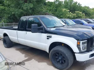 2010 Ford F-250 с VIN 1FTSX2AR5AEB27005, выставлен на аукционе IAAI как лот 42329967 с пробегом 280 050 миль миль и . История ставок и продаж доступна на DreamBid. Изображение 13.