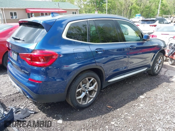 2020 BMW X3 xDrive30i z VIN 5UXTY5C0XL9D50400, wystawiony jako IAAI lot #42197545 z przebiegiem 46 467 mil mil oraz . Historia ofert i sprzedaży dostępna na DreamBid. Obrazek 4.