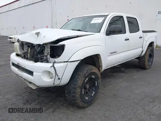 2008 Toyota Tacoma z VIN 5TELU42N58Z560464, wystawiony jako IAAI lot #41698272 z przebiegiem 208 441 mil mil oraz . Historia ofert i sprzedaży dostępna na DreamBid. Obrazek 17.
