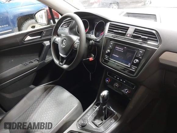 2018 Volkswagen Tiguan S with VIN 3VV0B7AX5JM104191, listed as a IAAI auction lot 42492503 with 96,339 mi miles and . Bid and sale history available at DreamBid. Image 17.