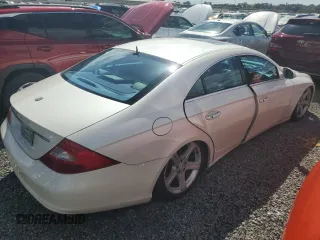 2006 Mercedes-Benz CLS-Class with VIN WDDDJ75X86A077348, listed as a Copart auction lot 74770304 with 0 mi miles and Salvage Title. Bid and sale history available at carsss.com. Image 3.