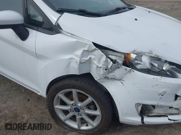 2019 Ford Fiesta SE with VIN 3FADP4BJ1KM133091, listed as a IAAI auction lot 41590193 with 132,320 mi miles. Bid and sale history available at carsss.com. Image 6.