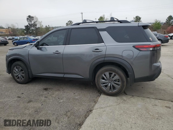 2022 Nissan Pathfinder SV с VIN 5N1DR3BA1NC259550, выставлен на аукционе Copart как лот 51207055 с пробегом 32 631 миль миль и Списание • Salvage title. История ставок и продаж доступна на DreamBid. Изображение 2.
