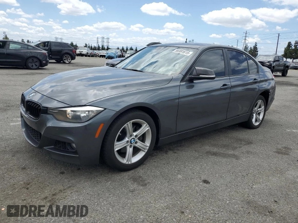 2015 BMW 3 Series 328i z VIN WBA3C1C59FK122223, wystawiony jako Copart lot #56991615 z przebiegiem 83 519 mil mil oraz Szkoda całkowita • Salvage title. Historia ofert i sprzedaży dostępna na DreamBid. Obrazek 1.