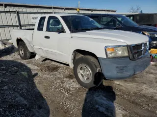 2008 Dodge Dakota ST with VIN 1D7HE22K58S526127, listed as a Copart auction lot 87046504 with 129,293 mi miles and Salvage Title. Bid and sale history available at carsss.com. Image 4.