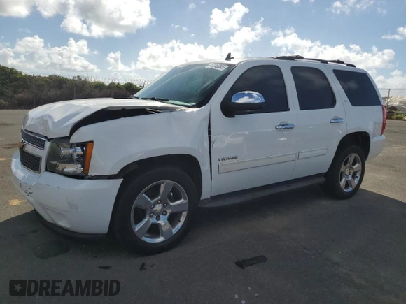 2013 Chevrolet Tahoe LT z VIN 1GNSCBE09DR236224, wystawiony jako Copart lot #47346085 z przebiegiem 92 153 mil mil oraz Szkoda całkowita • Salvage title. Historia ofert i sprzedaży dostępna na DreamBid. Obrazek 1.