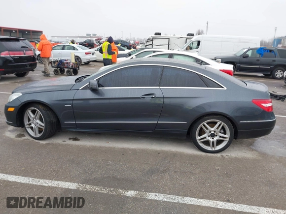 2012 Mercedes-Benz E 350 with VIN WDDKJ5KB1CF166066, listed as a IAAI auction lot 41512531 with 136,180 mi miles and . Bid and sale history available at DreamBid. Image 14.