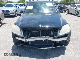 2011 Mercedes-Benz GLK 350 with VIN WDCGG5GB7BF657953, listed as a IAAI auction lot 42156580 with 187,458 mi miles and . Bid and sale history available at DreamBid. Image 6.