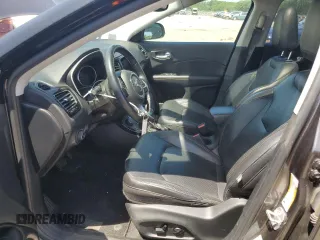 2018 Jeep Compass Limited z VIN 3C4NJDCB9JT143430, wystawiony jako Copart lot #60709655 z przebiegiem 87 539 mil mil oraz Szkoda całkowita • Salvage title. Historia ofert i sprzedaży dostępna na DreamBid. Obrazek 7.