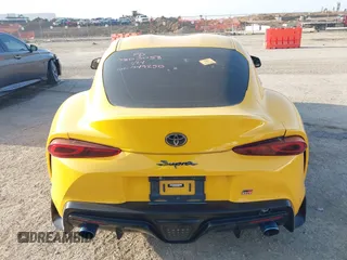2022 Toyota Supra 2.0 with VIN WZ1DB2C01NW049250, listed as a IAAI auction lot 41731725 with Not provided miles and . Bid and sale history available at DreamBid. Image 16.