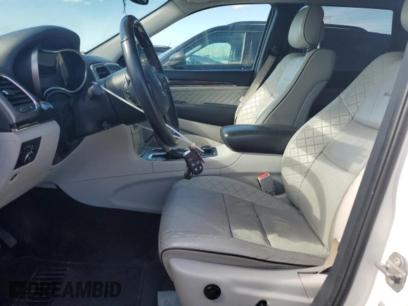 2017 Jeep Grand Cherokee Summit with VIN 1C4RJFJT9HC736624, listed as a Copart auction lot 62197245 with 217,469 mi miles and Salvage title. Bid and sale history available at DreamBid. Image 7.