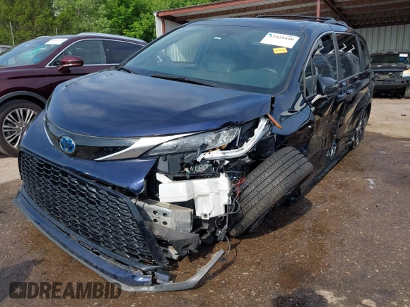 2021 Toyota Sienna XSE with VIN 5TDDRKEC9MS045558, listed as a IAAI auction lot 42428440 with 65,973 mi miles and . Bid and sale history available at DreamBid. Image 19.