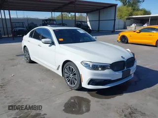 2018 BMW 5 Series 530i z VIN WBAJA5C51JWA36364, wystawiony jako IAAI lot #40990779 z przebiegiem 95 125 mil mil oraz . Historia ofert i sprzedaży dostępna na DreamBid. Obrazek 1.