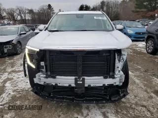2025 GMC Acadia AWD Denali z VIN 1GKENRRS5SJ112956, wystawiony jako Copart lot #88311685 z przebiegiem 941 mil mil oraz Szkoda całkowita • Salvage title. Historia ofert i sprzedaży dostępna na DreamBid. Obrazek 5.