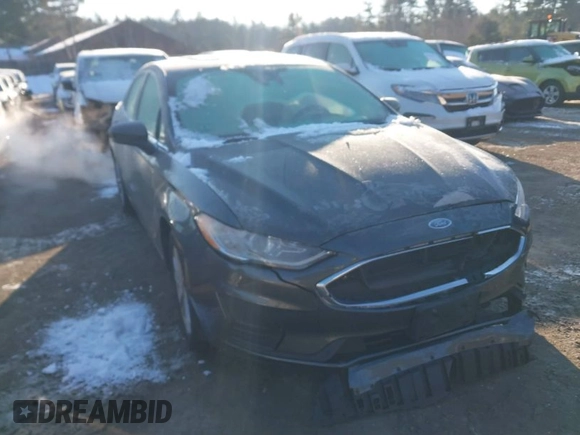 2020 Ford Fusion SE with VIN 3FA6P0HD8LR100791, listed as a IAAI auction lot 41375486 with 68,982 mi miles. Bid and sale history available at carsss.com. Image 1.