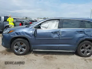 2019 Toyota Highlander Limited z VIN 5TDDZRFH5KS714411, wystawiony jako IAAI lot #42366943 z przebiegiem Nie podano mil oraz . Historia ofert i sprzedaży dostępna na DreamBid. Obrazek 13.