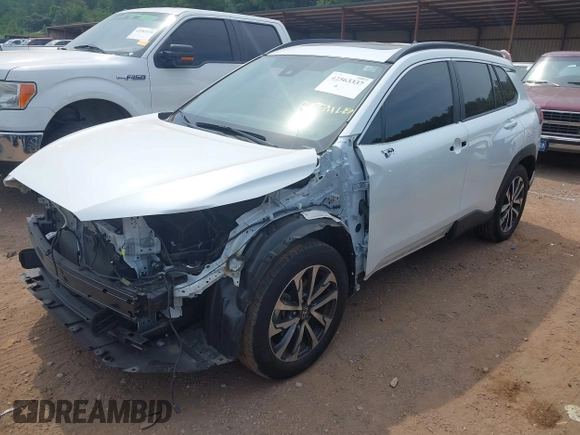 2022 Toyota Corolla Cross XLE with VIN 7MUDAABG0NV027076, listed as a IAAI auction lot 42563337 with 46,375 mi miles and . Bid and sale history available at DreamBid. Image 17.